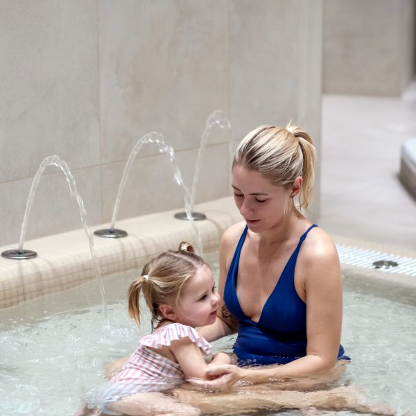 Family relaxing in the SPA at Nykščio namai